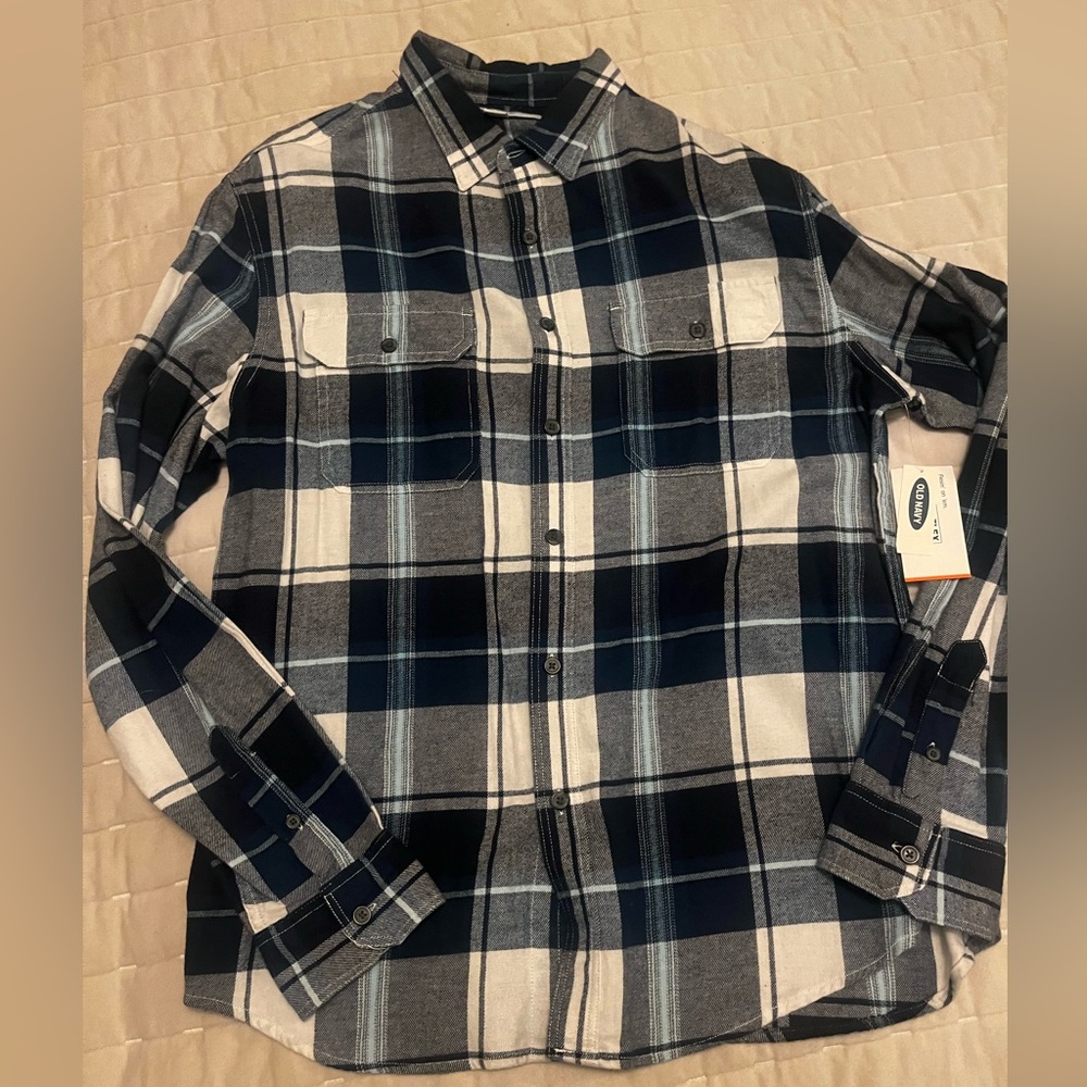 Old Navy men’s plaid shirt